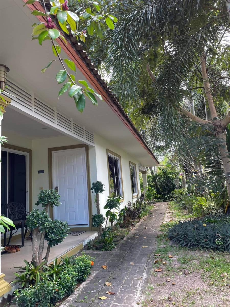 Vacation Garden Villa Thalang Extérieur photo